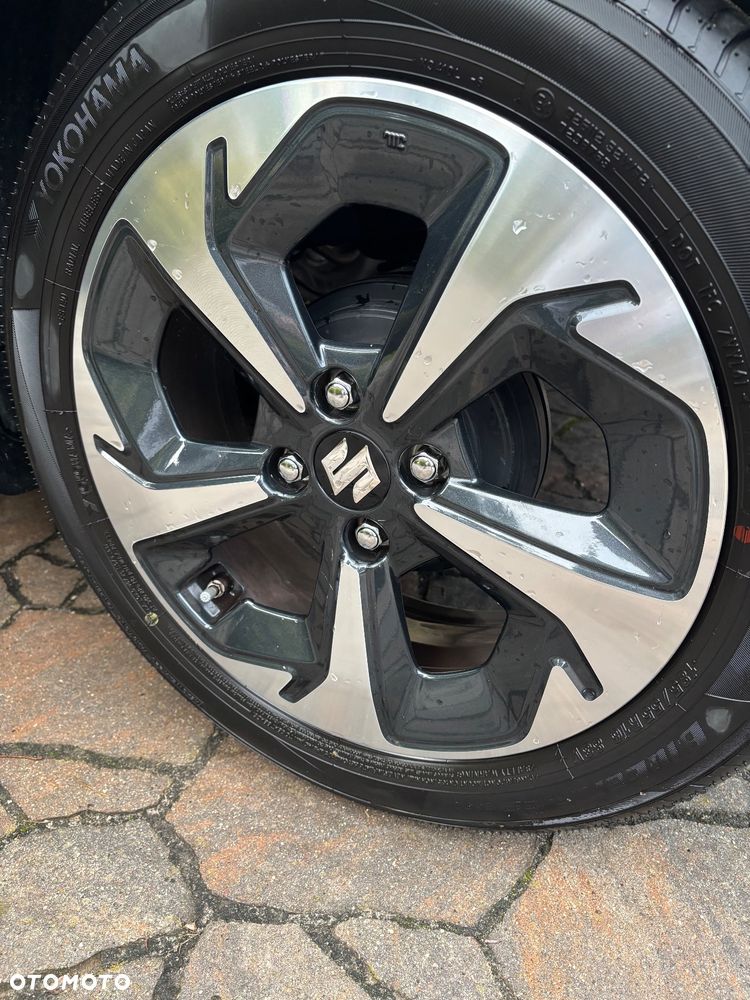 Suzuki Swift 1.2 Dualjet SHVS Elegance CVT - 26