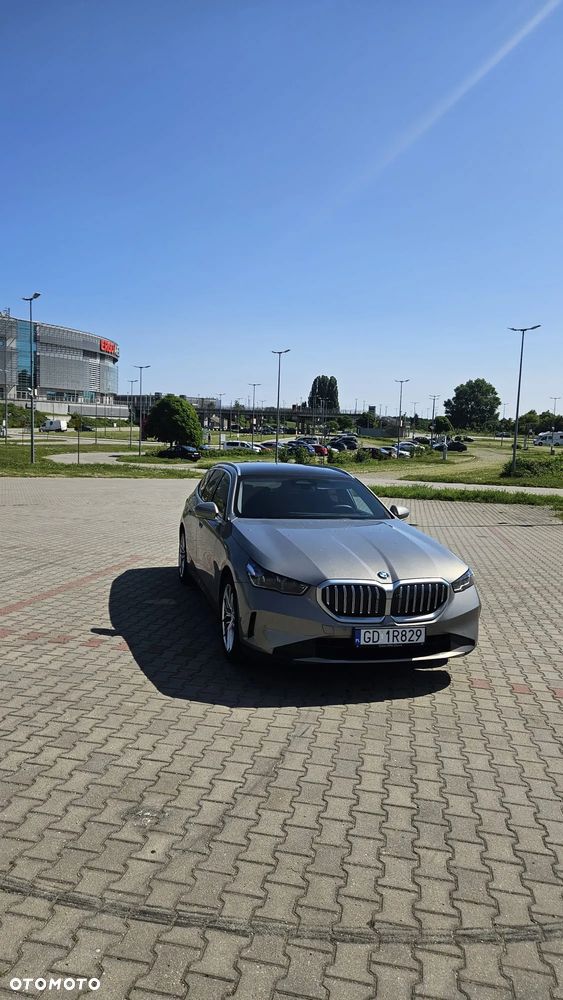 BMW Seria 5 520d mHEV - 4