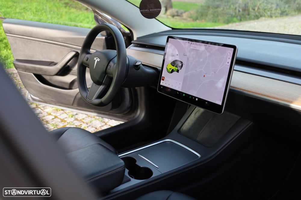 Tesla Model 3 Long-Range Dual Motor AWD - 29