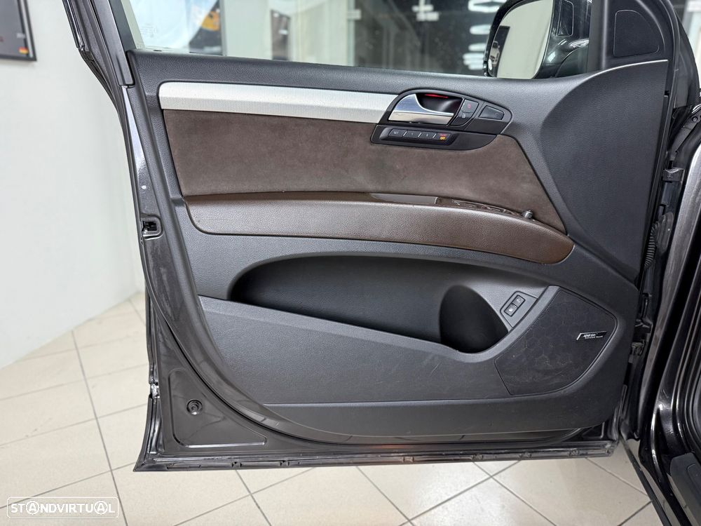 Audi Q7 3.0 TDI Sport Tiptronic - 13