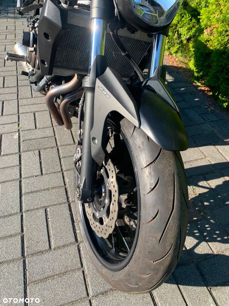 Yamaha MT - 4