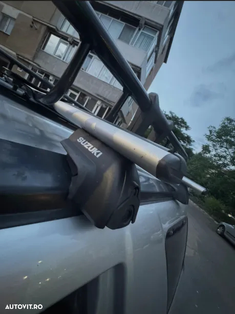 Suzuki Grand Vitara 1.9 DDiS Black&White DPF - 11