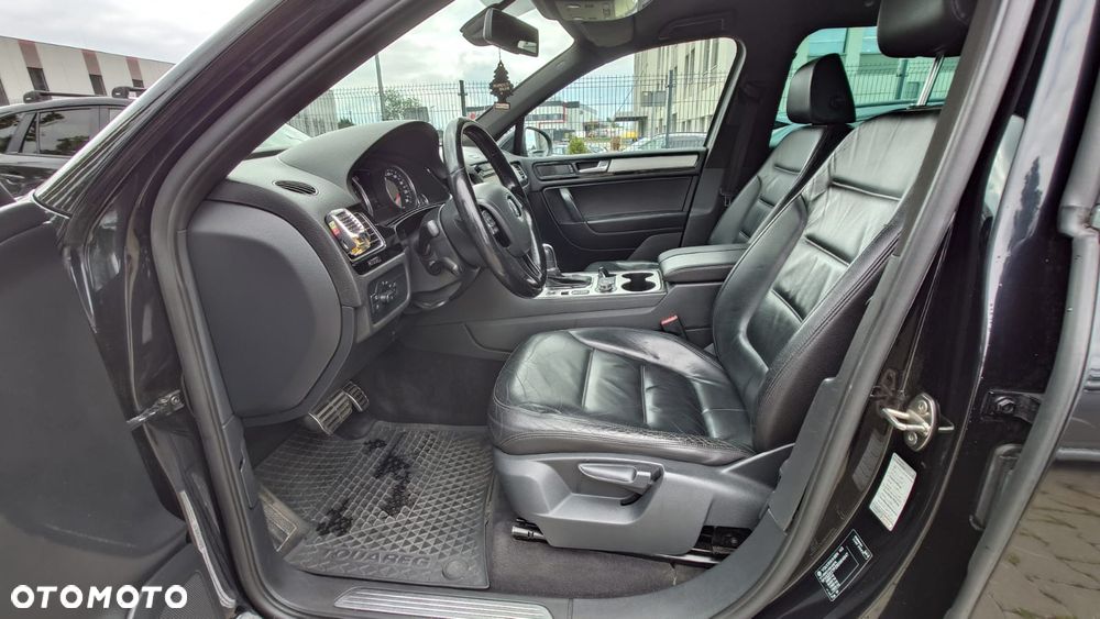 Volkswagen Touareg - 21