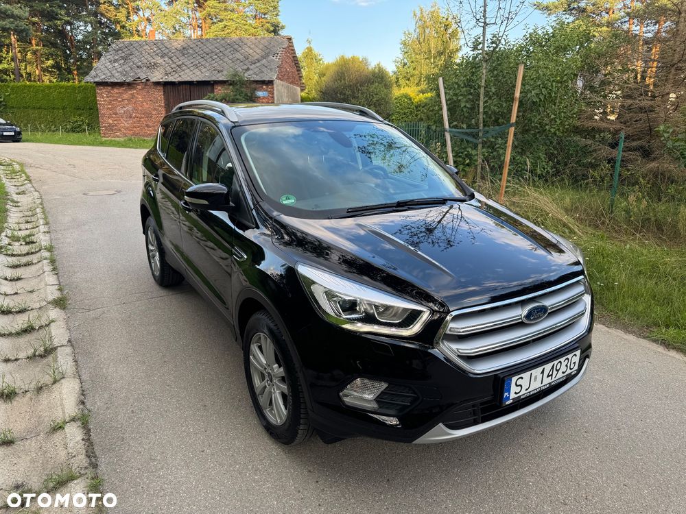 Ford Kuga 1.5 EcoBoost 2x4 Titanium - 6