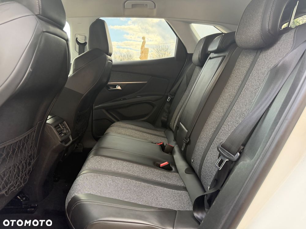 Peugeot 3008 - 13