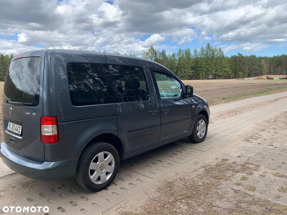 Volkswagen Caddy Life - 8