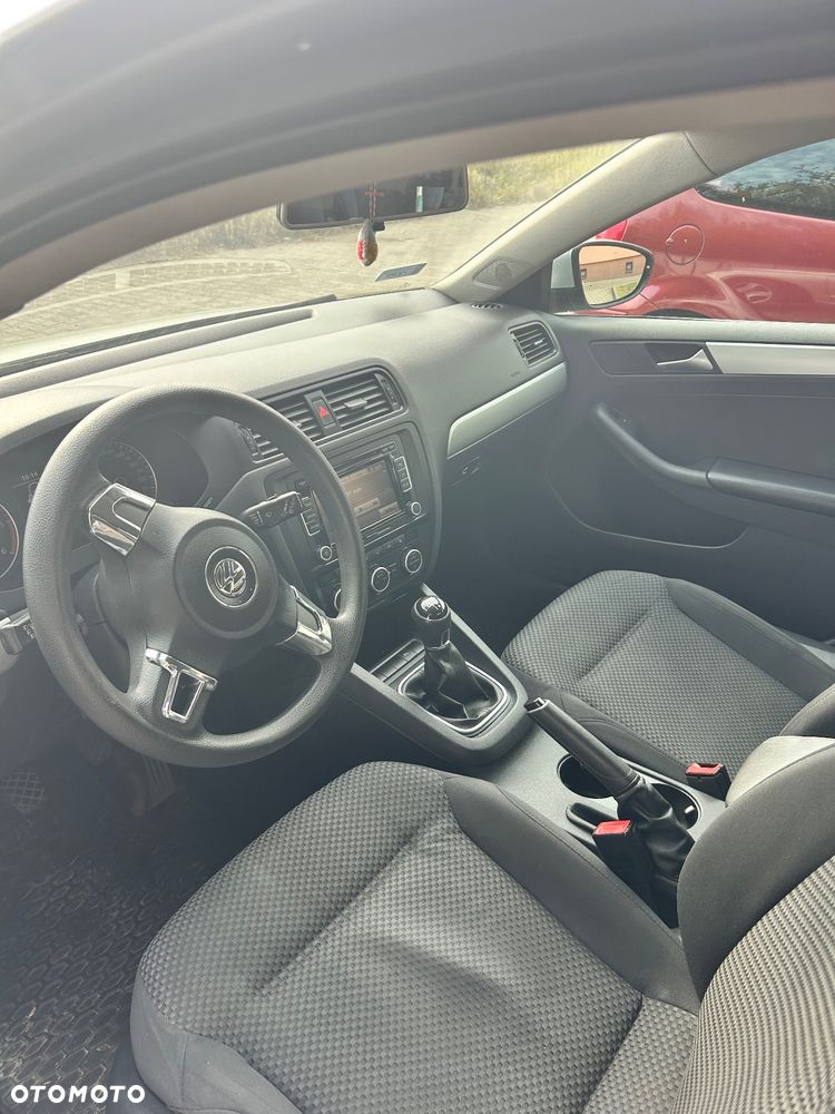 Volkswagen Jetta 1.6 TDI BMT Comfortline - 6