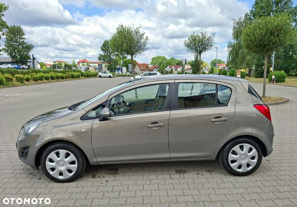 Opel Corsa - 11
