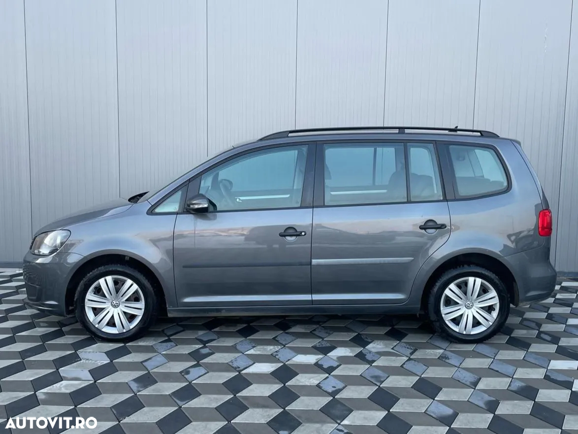 Volkswagen Touran 1.6 TDI BlueMotion Technology Comfortline - 9
