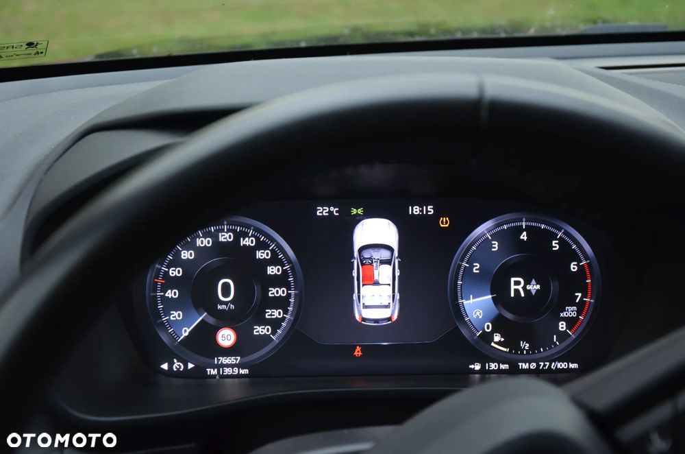 Volvo XC 40 T3 Momentum - 19