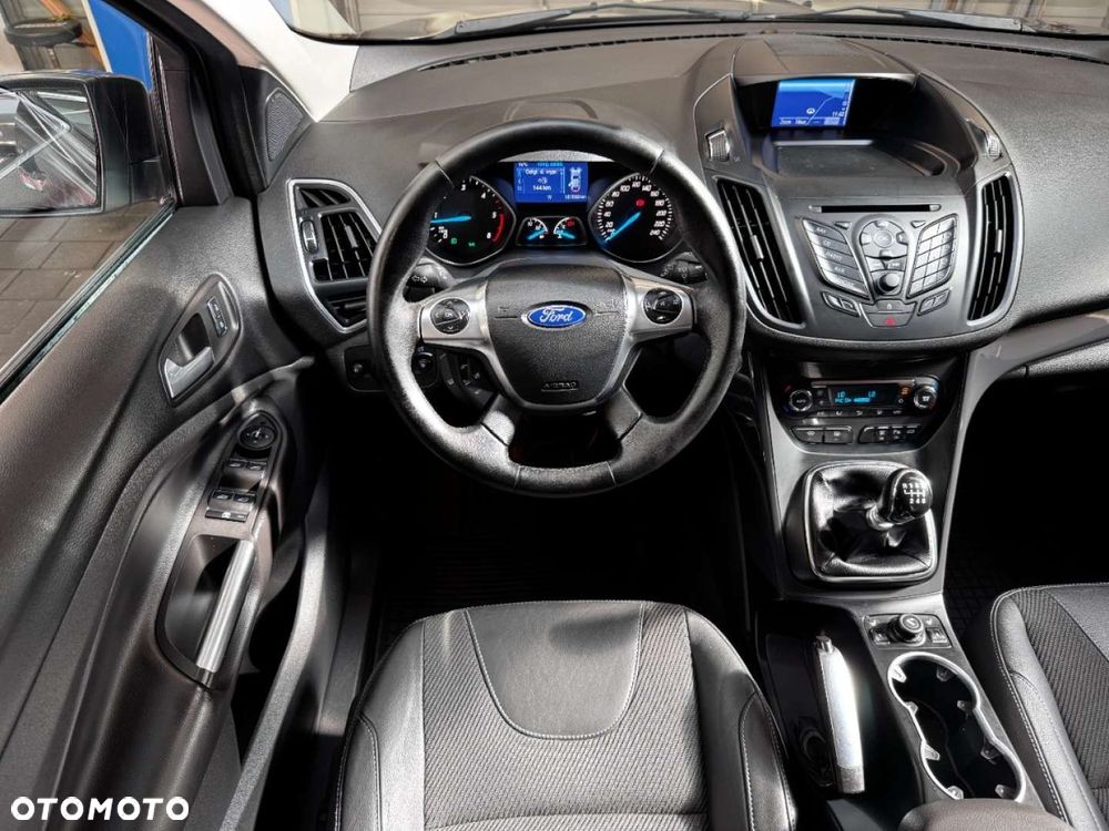 Ford Kuga - 9