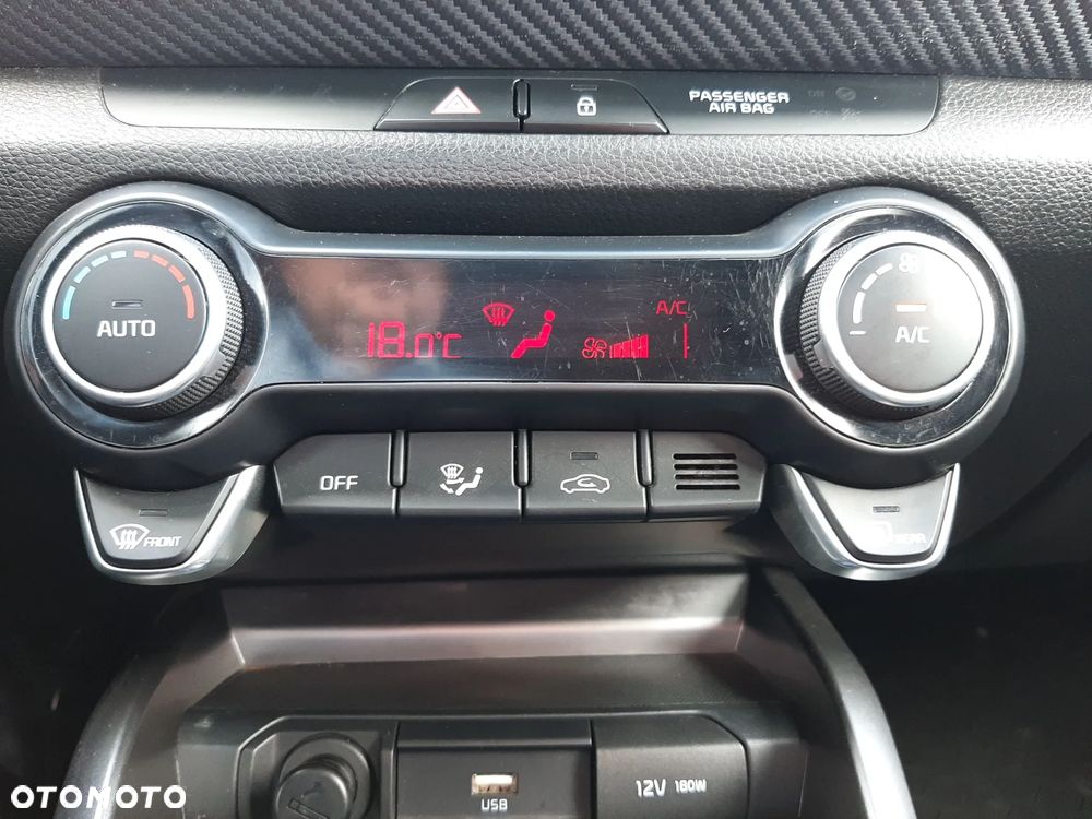 Kia Stonic 1.0 T-GDI MHEV GT Line DCT - 26