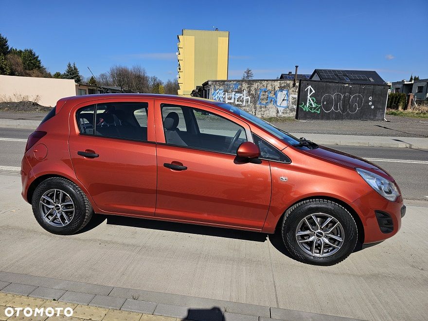 Opel Corsa 1.2 16V Essentia - 6