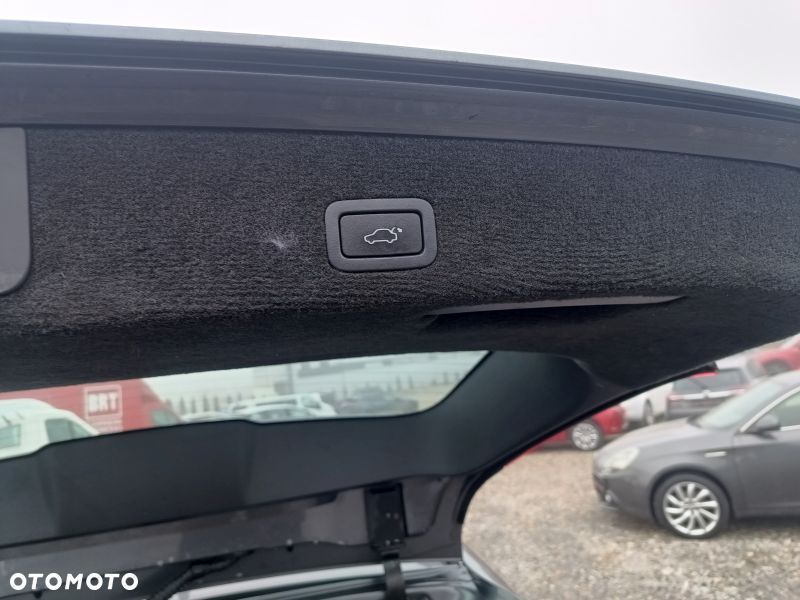 Volvo V70 D5 DPF Summum - 24