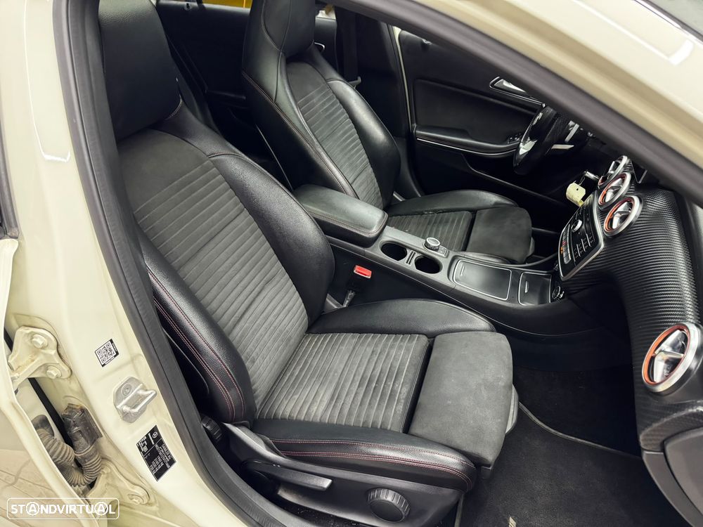 Mercedes-Benz A 180 d 7G-DCT AMG Line - 23