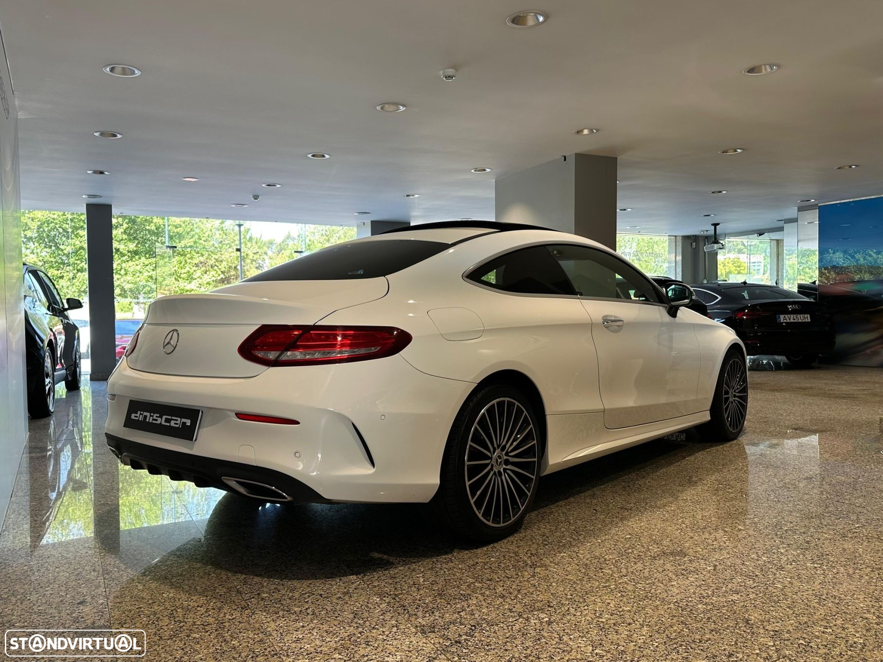 Mercedes-Benz C 220 - 32