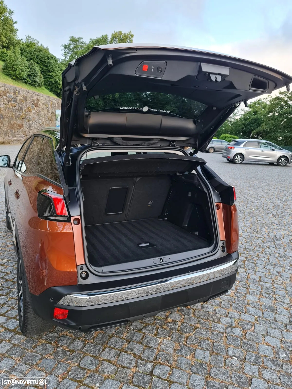 Peugeot 3008 PureTech 130 Stop & Start GPF EAT8 Allure Business-Pack - 6