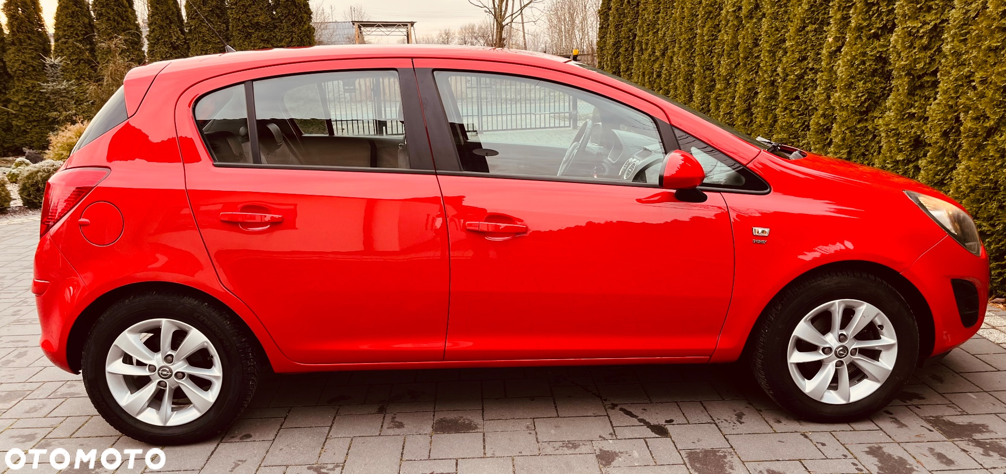 Opel Corsa 1.2 16V Edition / Active - 16