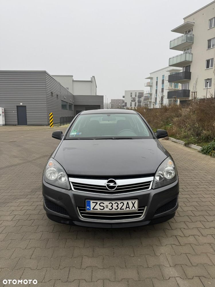 Opel Astra 1.6 Cosmo - 4