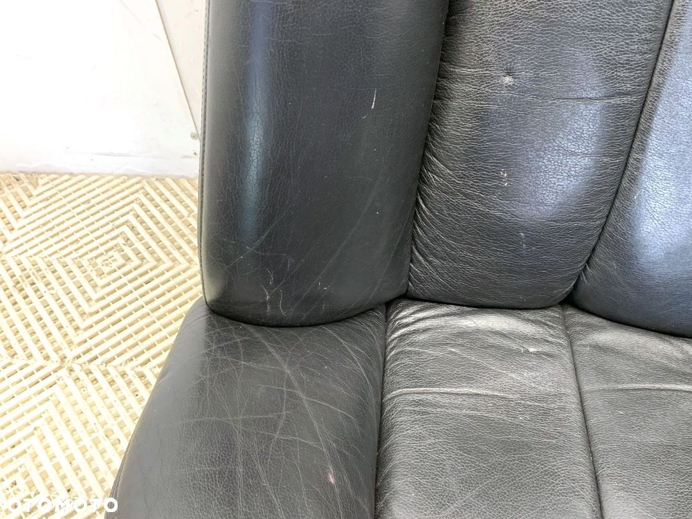 KANAPA DRUGI RZĄD  SSANGYONG CHAIRMAN (HT_) 1997 - 2022 3.2 165 kW [225 KM] benzyna 2011 - 2022 - 5