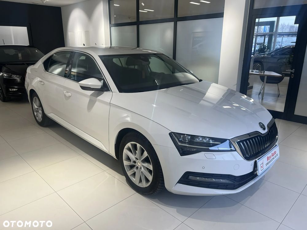 Skoda Superb 2.0 TDI Ambition - 4