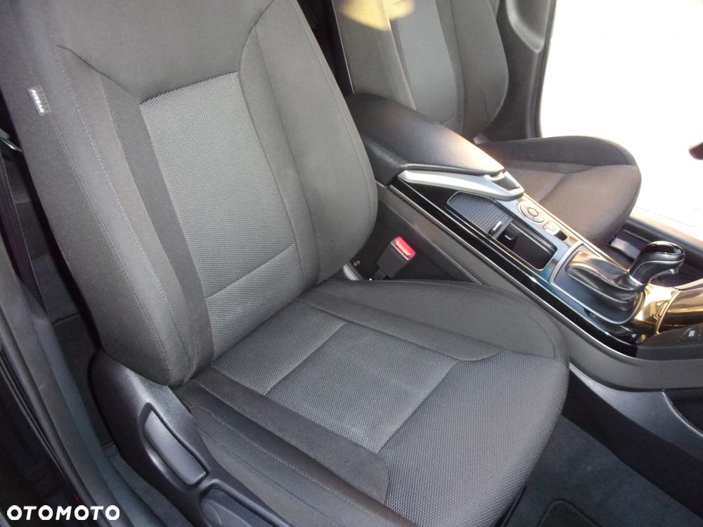 Hyundai i40 2.0 GDI Business - 26