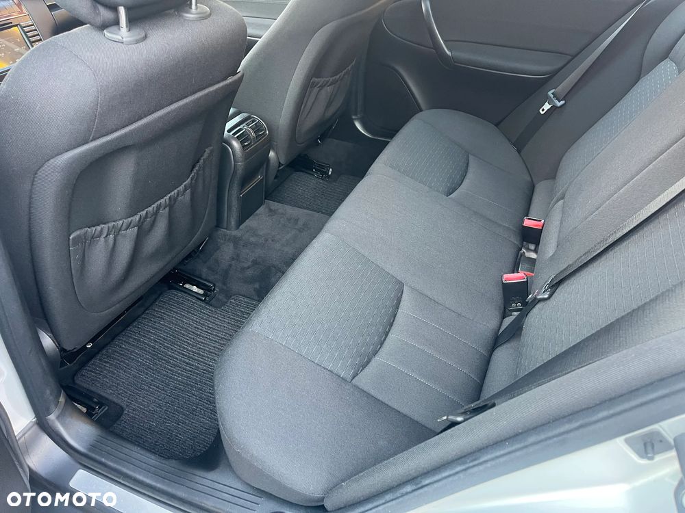 Mercedes-Benz Klasa C 180 Kompressor Automatik Elegance - 9