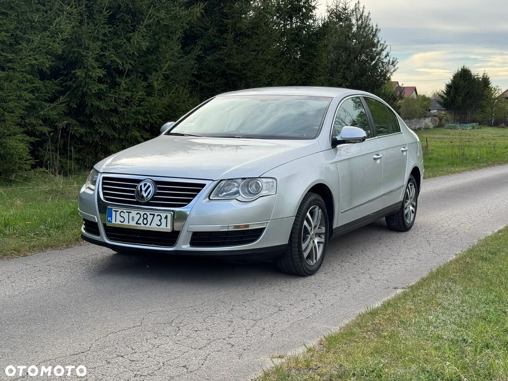 Volkswagen Passat 2.0 TDI Individual - 2