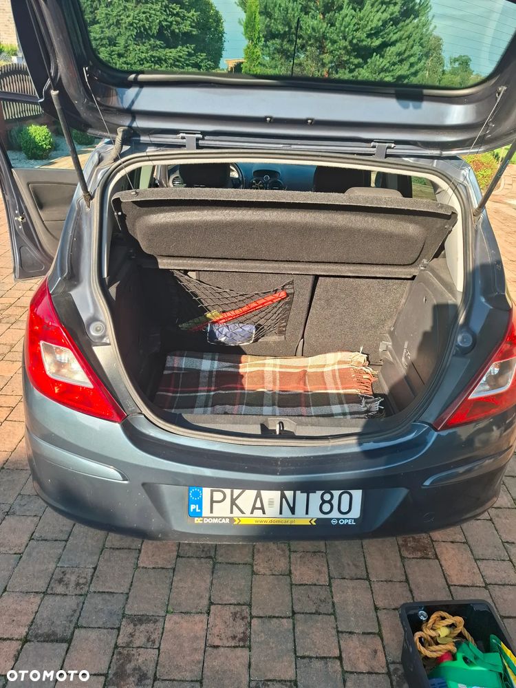 Opel Corsa 1.2 16V 111 - 8