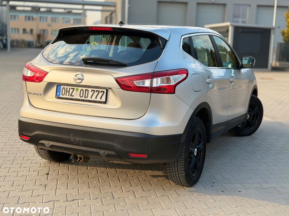 Nissan Qashqai 1.2 DIG-T N-Connecta - 4