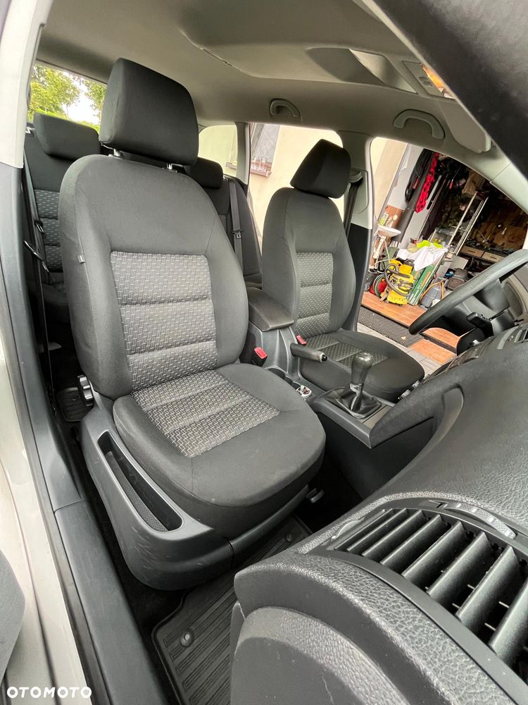 Skoda Octavia 1.6 Combi Aktionsmodell - 8