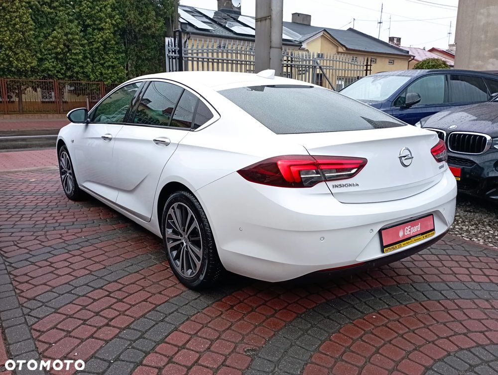 Opel Insignia CT 1.5 T Exclusive S&S - 6