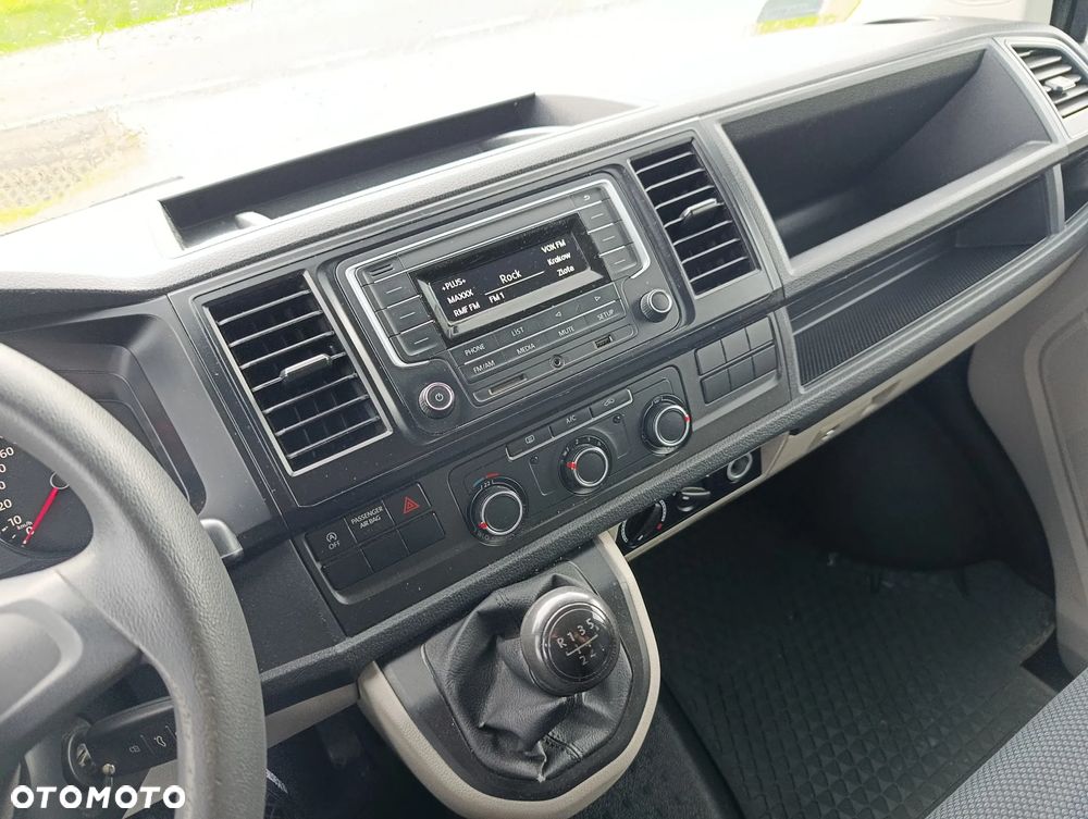 Volkswagen Transporter L1H1 - 11