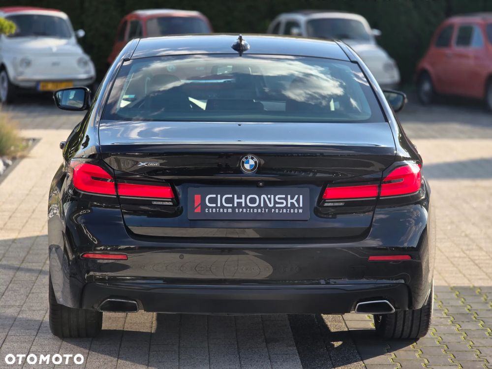 BMW Seria 5 520i GPF M Sport sport - 33