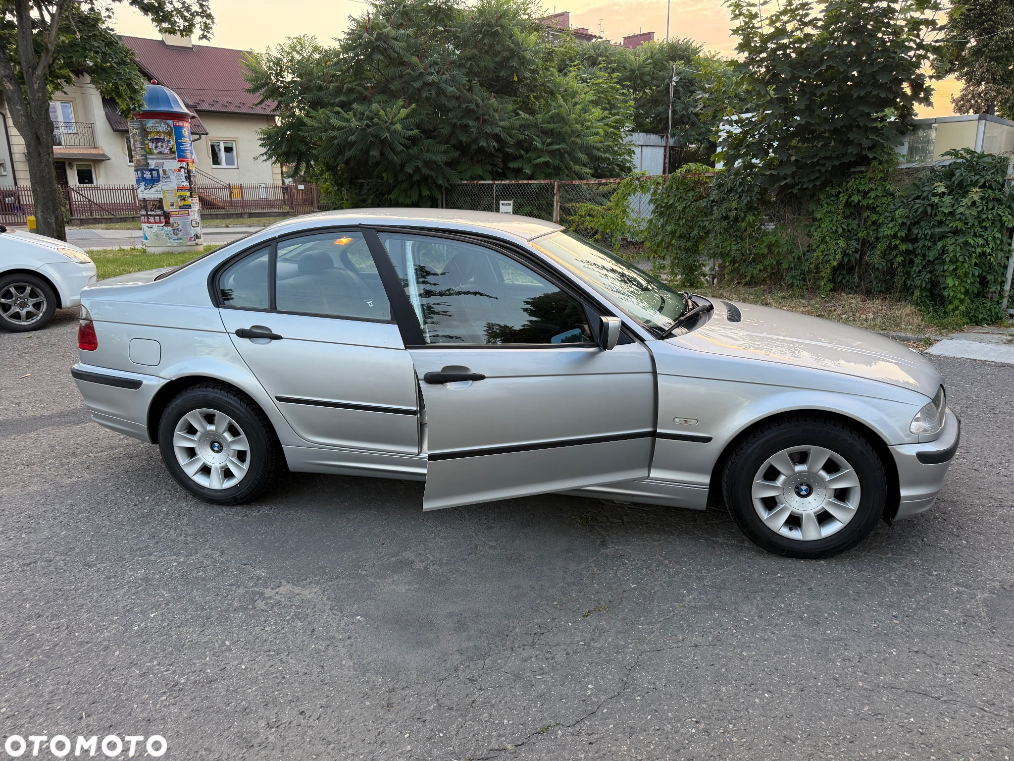 BMW Seria 3 320d - 12