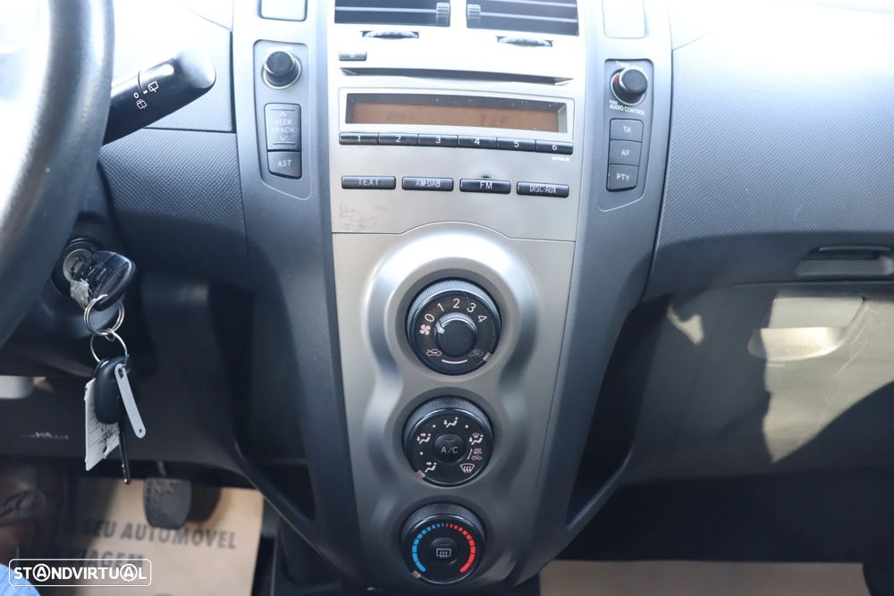 Toyota Yaris 1.0 VVT-i Comfort - 13