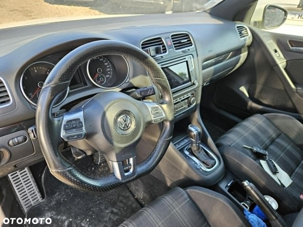 Volkswagen Golf 2.0 TDI DPF DSG GTD - 3