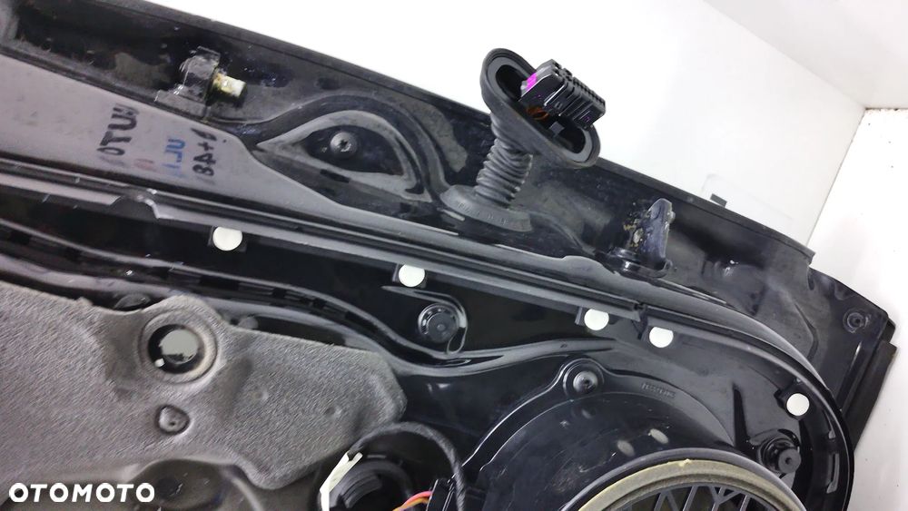 Audi A6 C6 Sedan Drzwi Tył LZ9W - 12