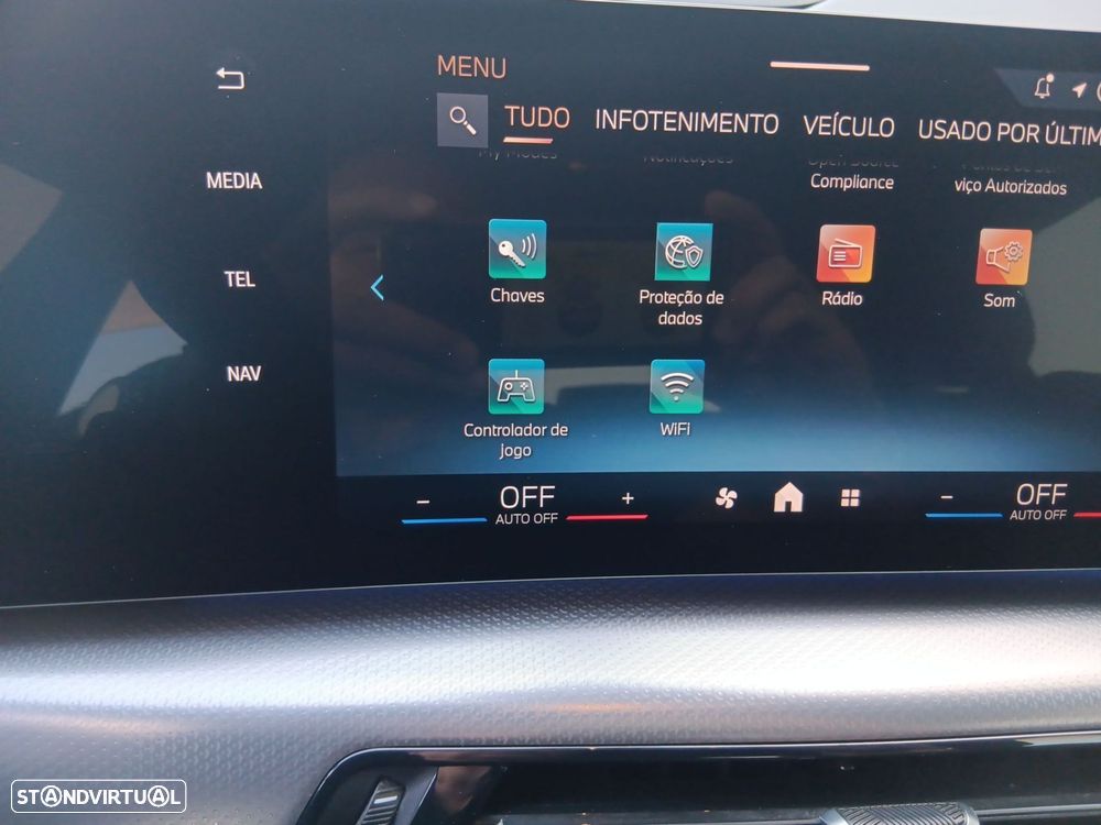 BMW 225 e xDrive Pack Desportivo M — fotografia 20