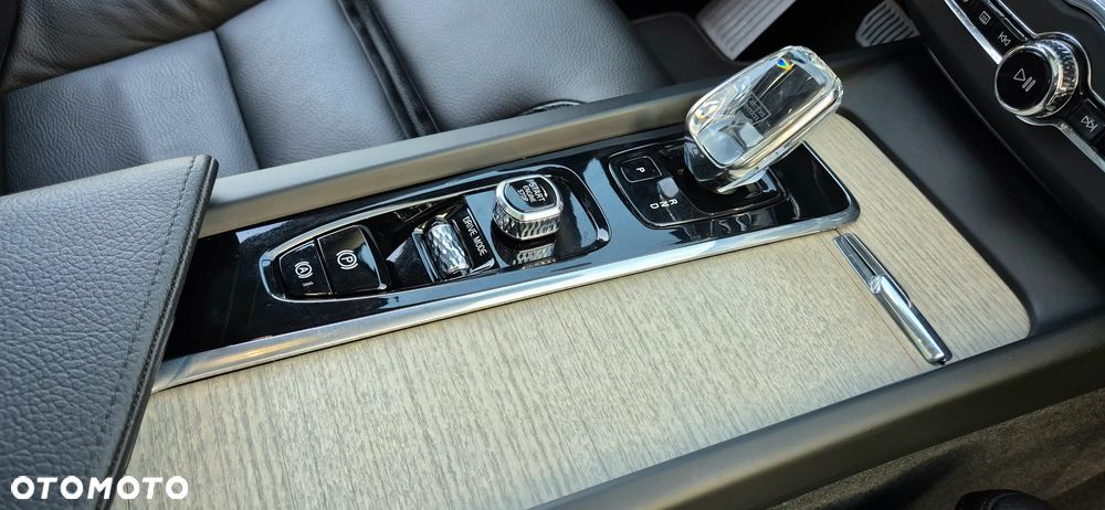 Volvo XC 60 B5 B AWD Inscription - 31