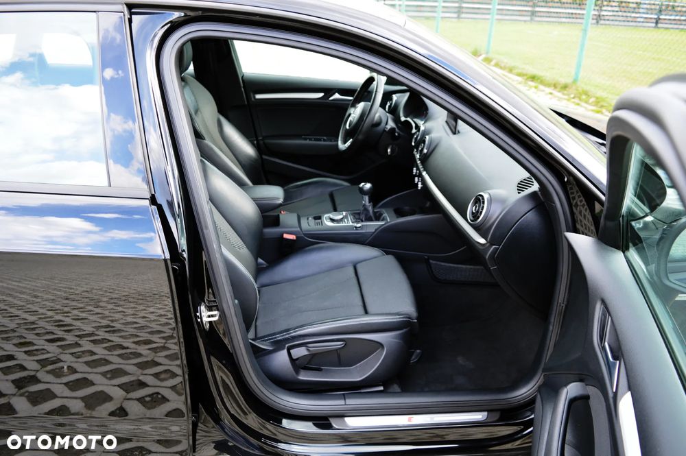 Audi A3 Sportback - 31