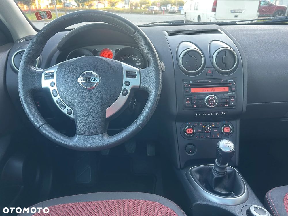 Nissan Qashqai 2.0 4x4 acenta - 19