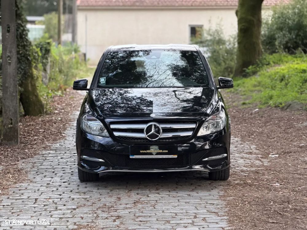 Mercedes-Benz B 250 - 35