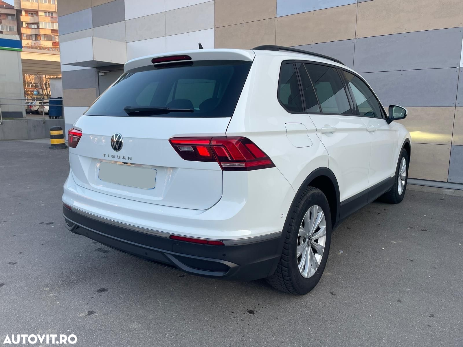 Volkswagen Tiguan 2.0 TDI DSG Elegance - 5