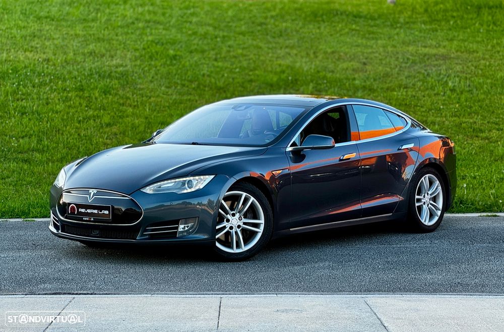 Tesla Model S 85D AWD - 1