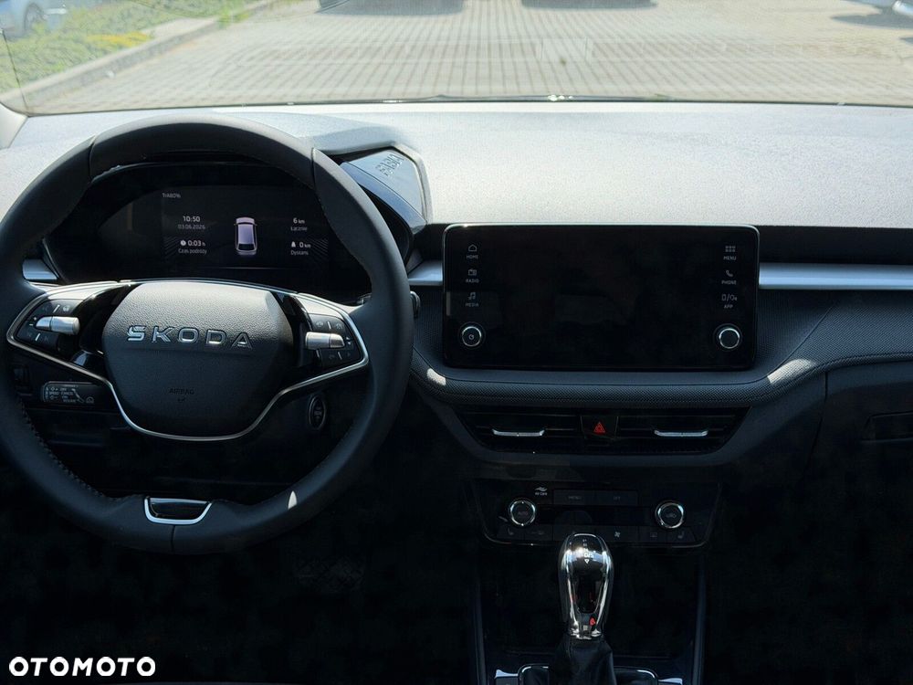 Skoda Fabia 1.0 TSI Drive DSG - 13