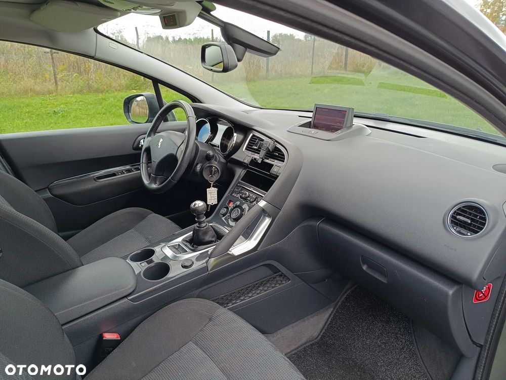 Peugeot 3008 1.6 THP Style - 11