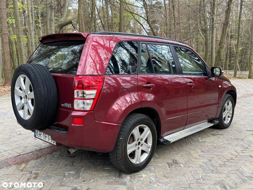 Suzuki Grand Vitara - 3