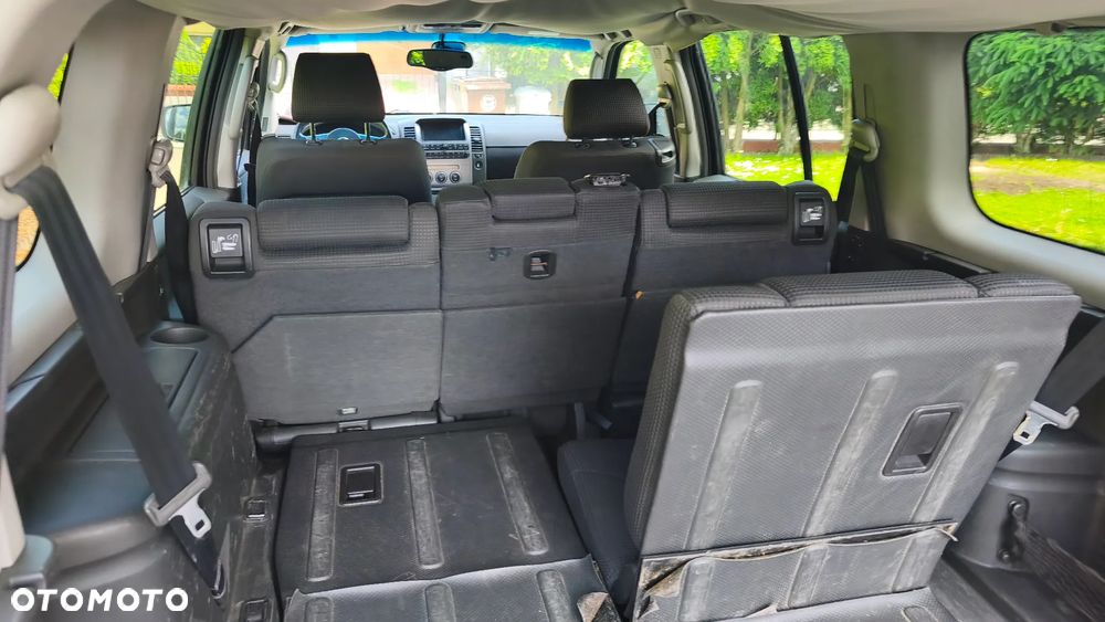 Nissan Pathfinder - 8