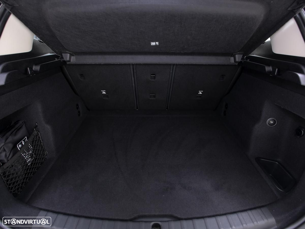 BMW 218 Active Tourer i Aut. Luxury Line - 15